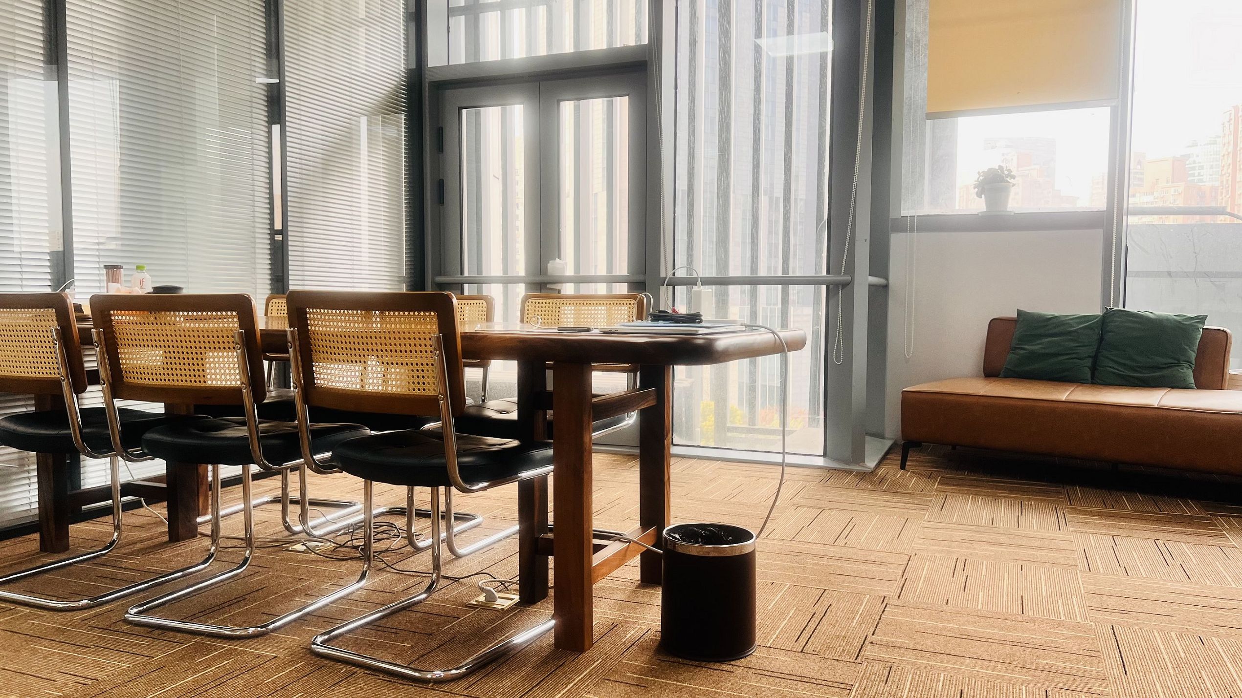 崇明园区设立有限公司，股东的实物出资需要经过评估吗